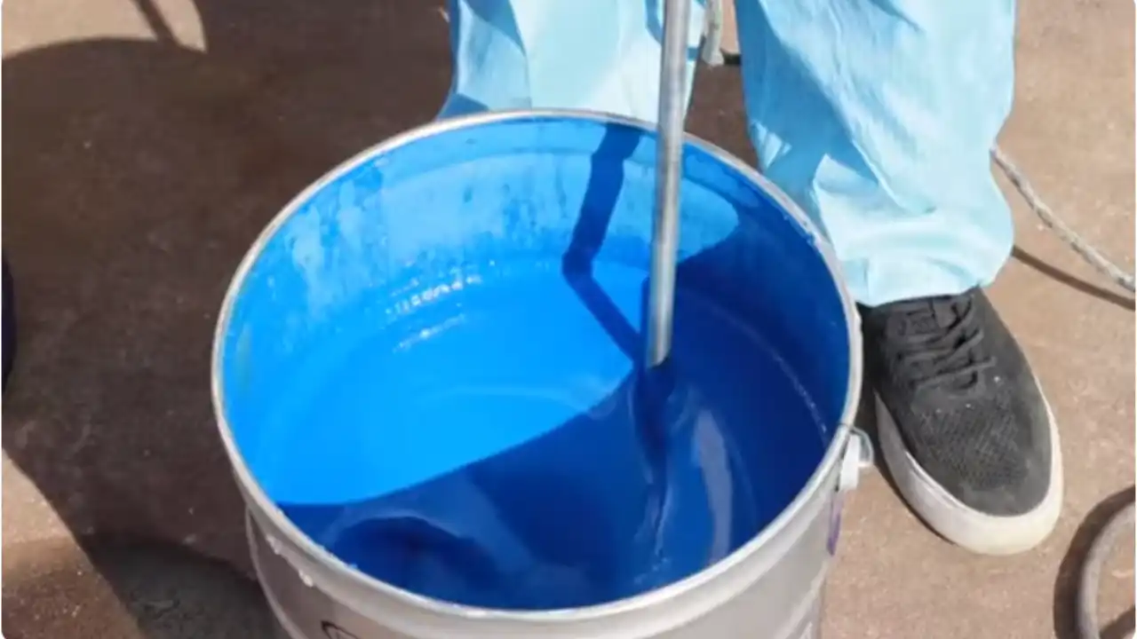 Paint agitation of top coat